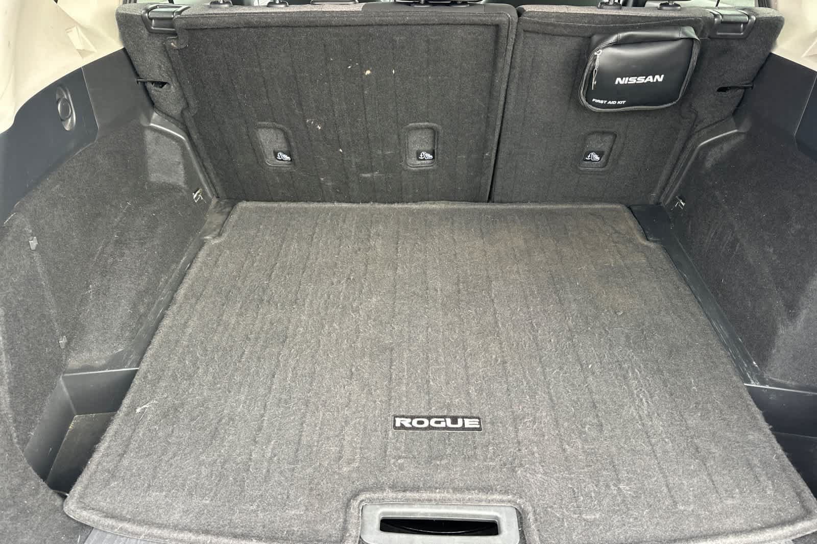 Used 2021 Nissan Rogue SV FWD image 16