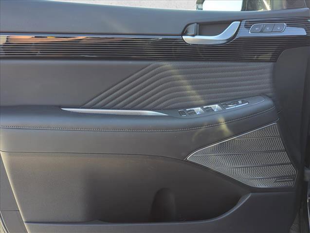 Used 2023 Hyundai Palisade Calligraphy image 10