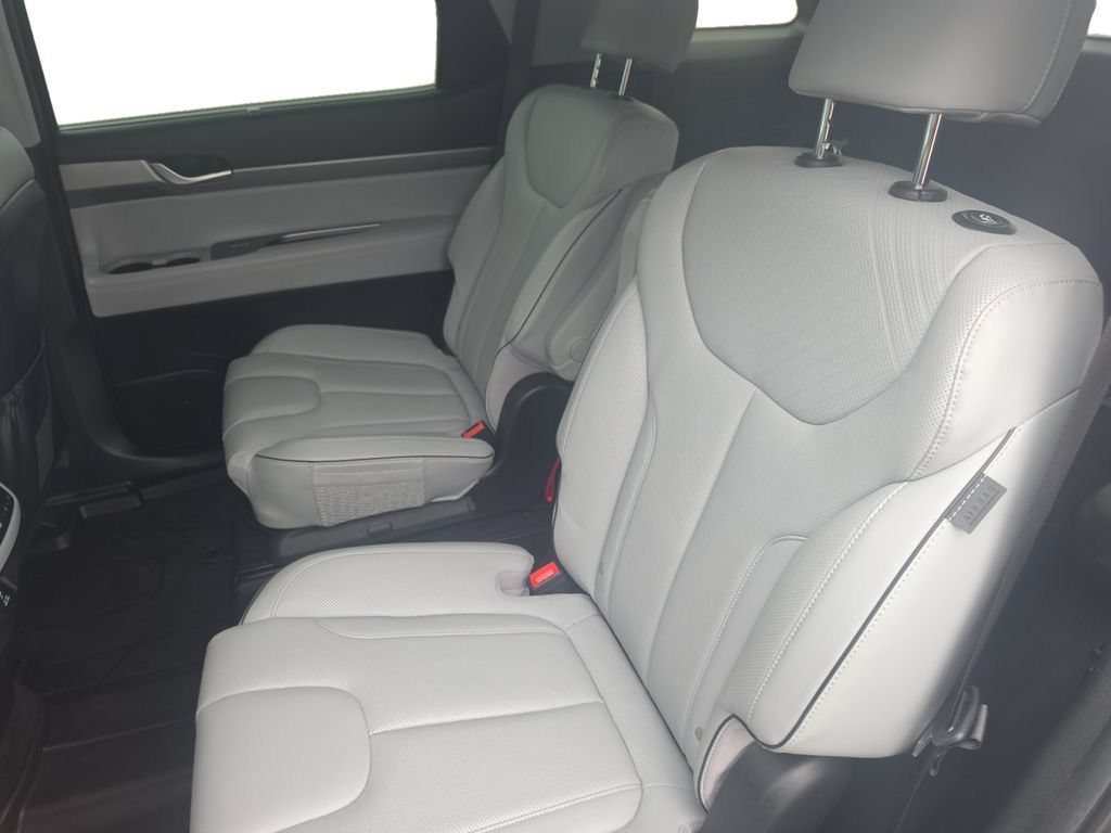 Used 2025 Hyundai Palisade SEL AWD/4WD image 15