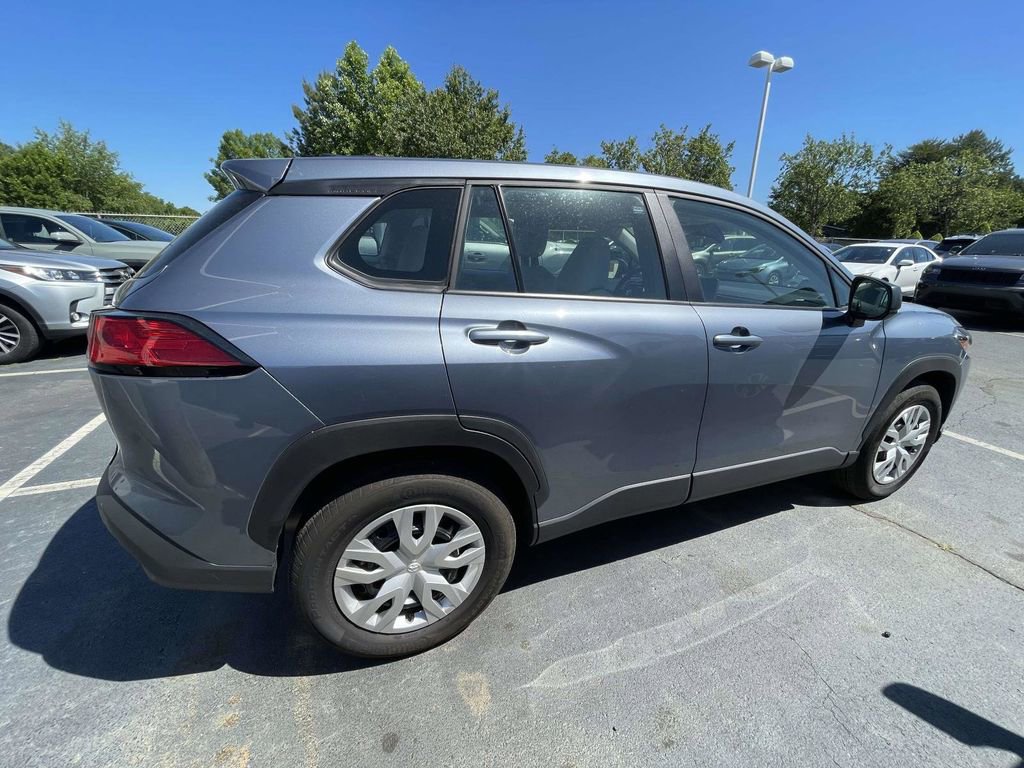 Used 2025 Toyota Corolla Cross L FWD image 25