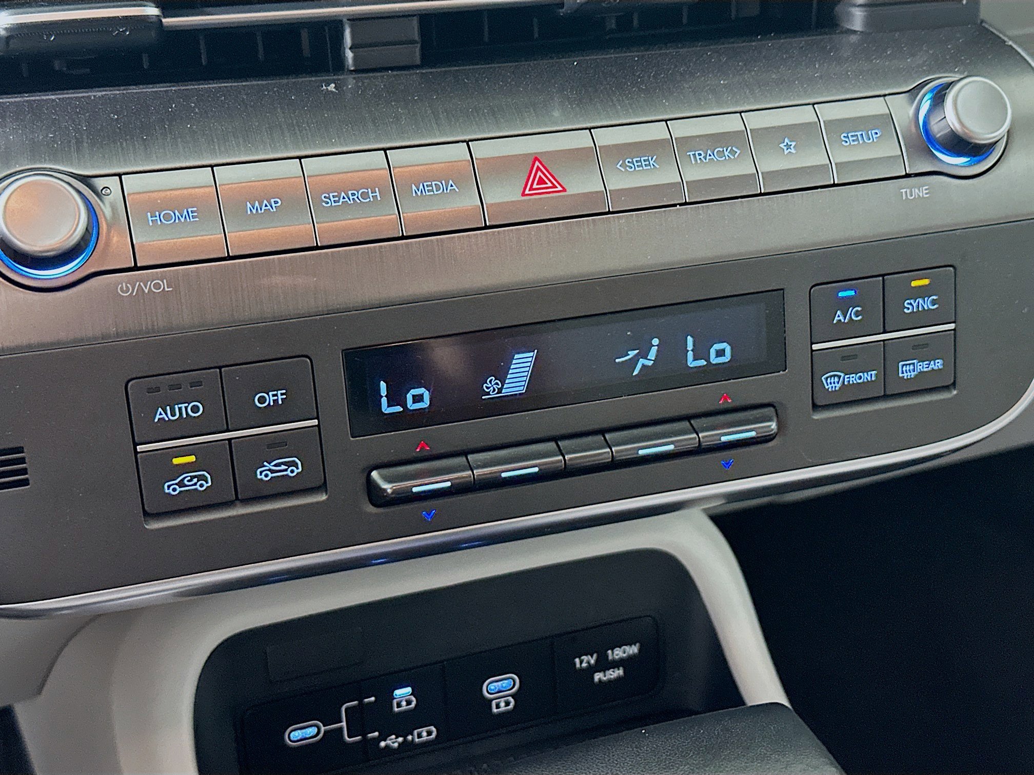 Used 2025 Hyundai Kona SEL image 24