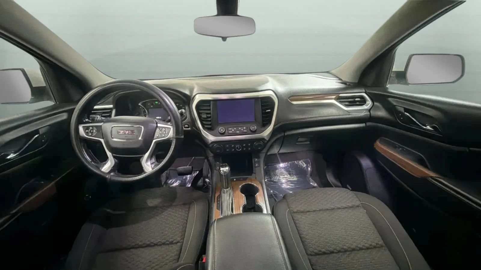 Used 2018 GMC Acadia SLE w/ LPO, Cargo Package FWD image 11
