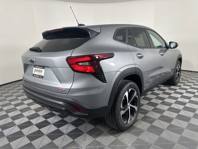New 2026 Chevrolet Trax RS w/ Driver Confidence Package image 3