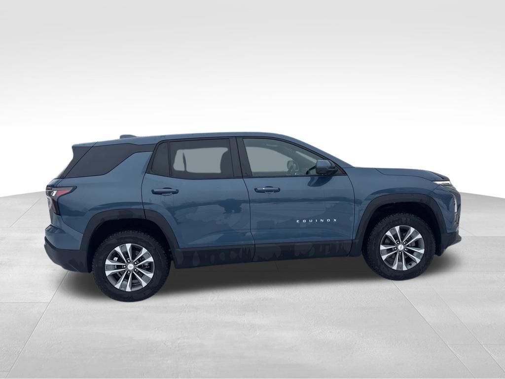 Used 2026 Chevrolet Equinox LT image 24