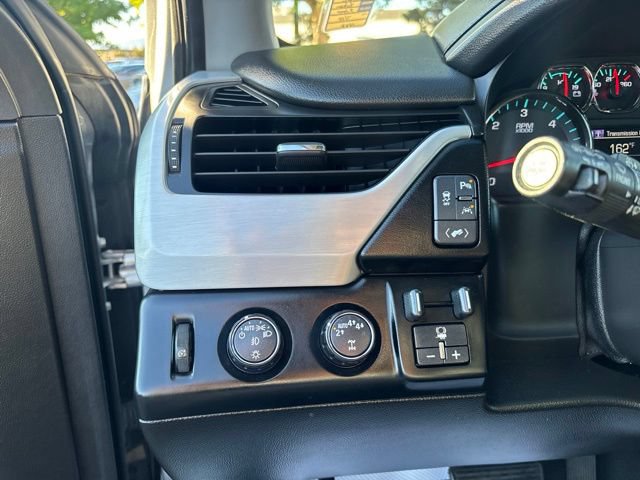 Used 2018 GMC Yukon SLT w/ Open Road Package AWD/4WD image 17
