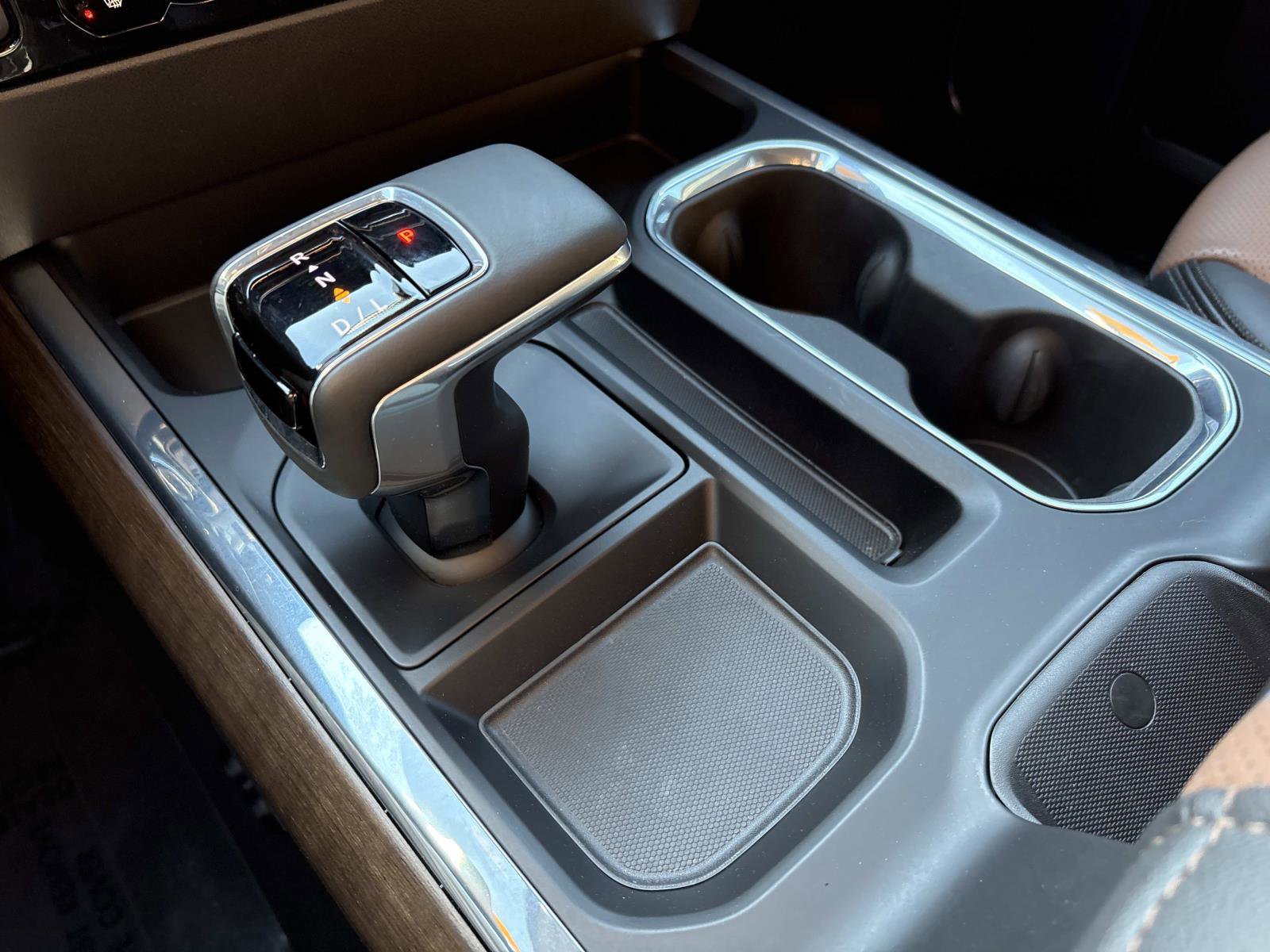 Used 2023 Chevrolet Silverado 1500 High Country w/ Technology Package image 25