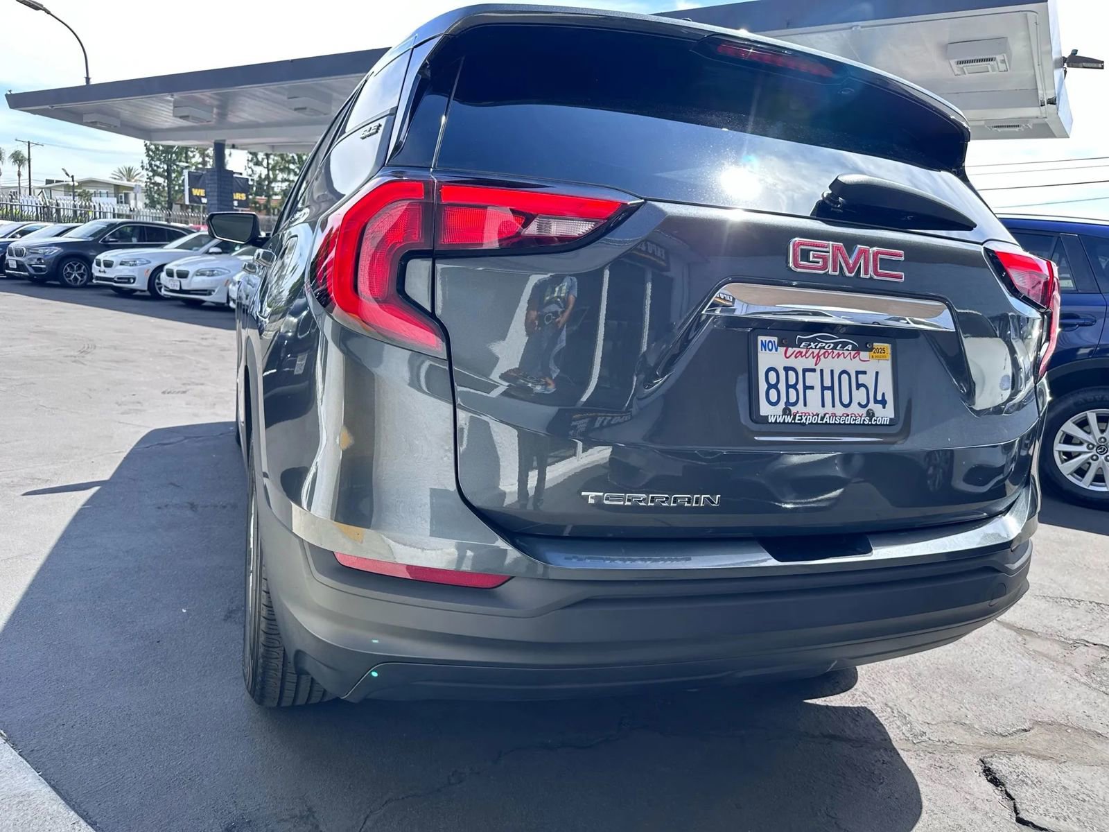 Used 2018 GMC Terrain SLE image 19