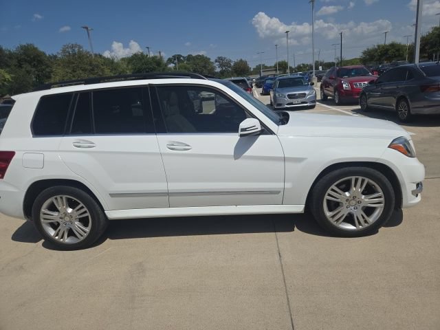 Used 2015 Mercedes-Benz GLK 250 BlueTEC 4MATIC image 2