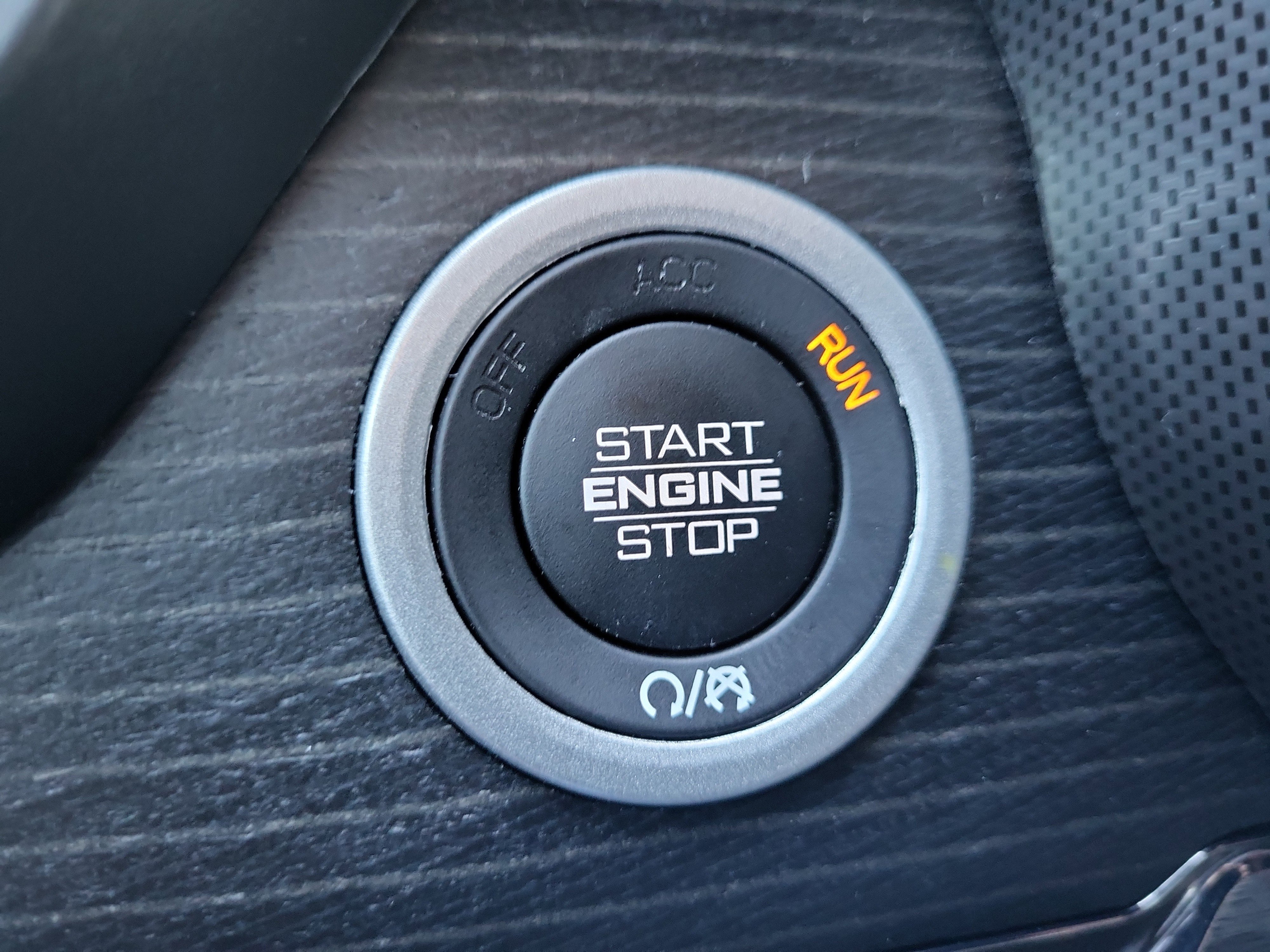 Used 2024 RAM 1500 Limited image 31