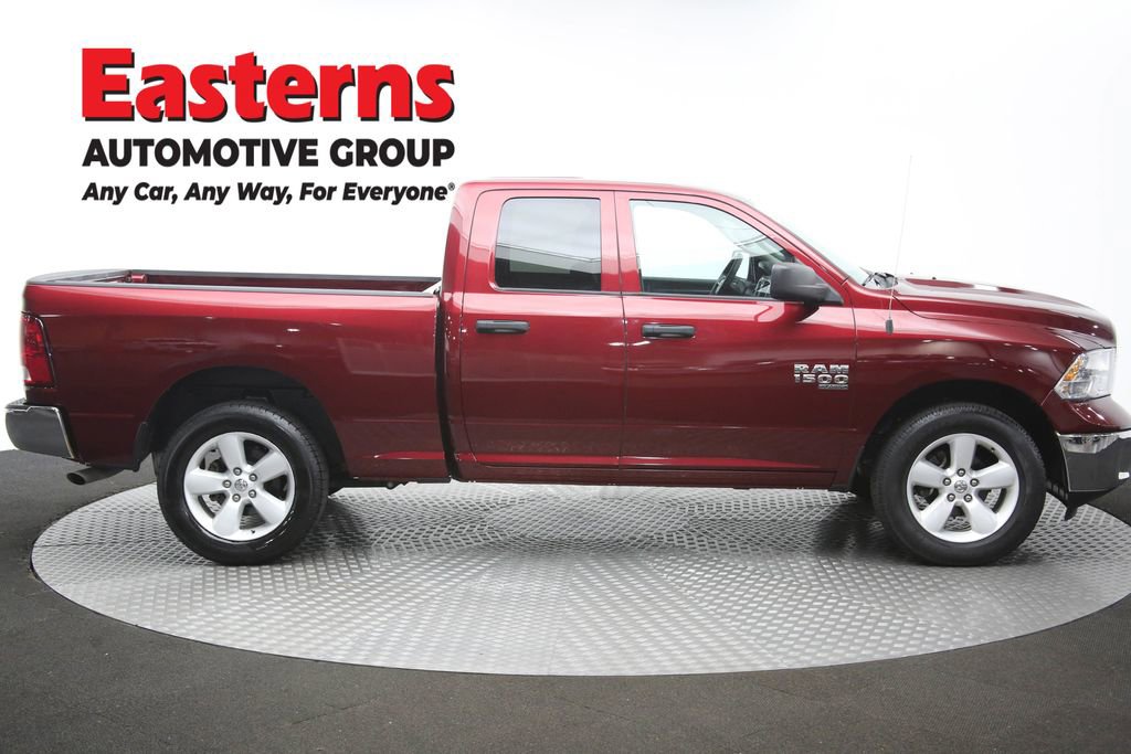 Used 2024 RAM 1500 Classic SLT AWD/4WD image 41