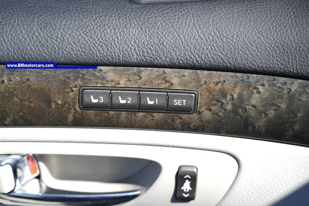 Used 2007 Lexus LS 460 image 22