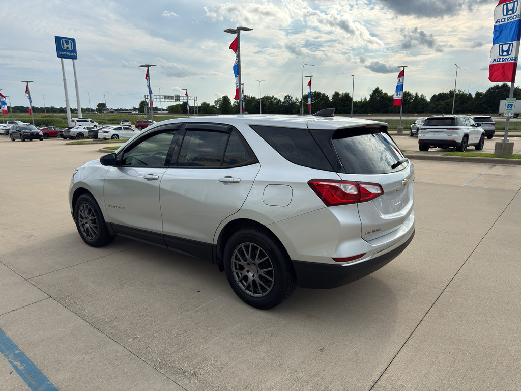 Used 2018 Chevrolet Equinox LS FWD image 7