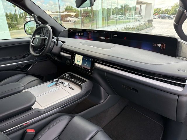 New 2026 Lincoln Navigator Reserve w/ Jet Appearance Package AWD/4WD image 19