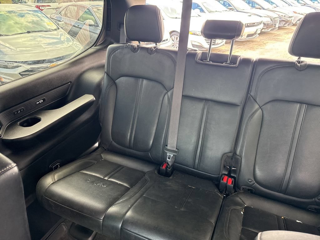Used 2023 Jeep Wagoneer Series II w/ Flexible Seating Group AWD/4WD image 27
