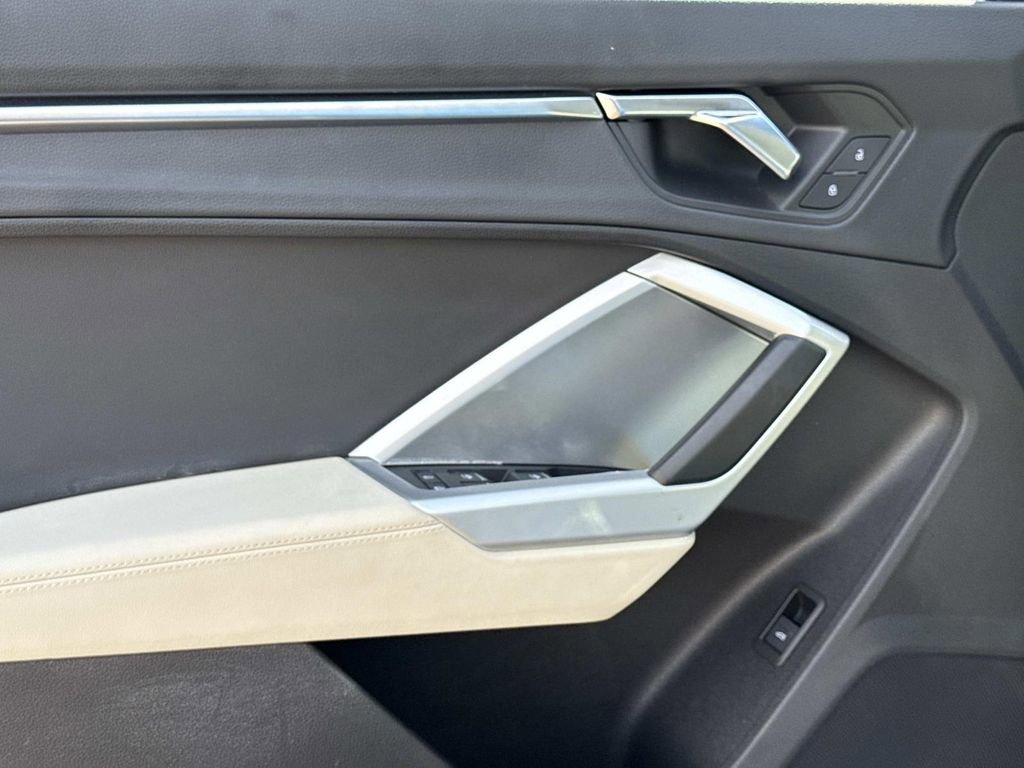 Used 2020 Audi Q3 2.0T Premium Plus AWD/4WD image 19