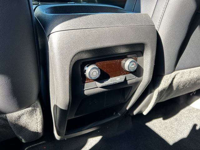 New 2026 Chevrolet Traverse LT image 20