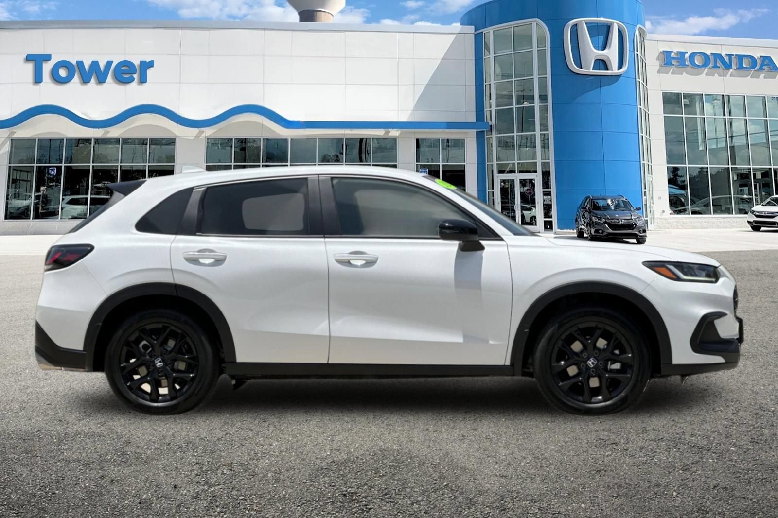 New 2025 Honda HR-V Sport image 3