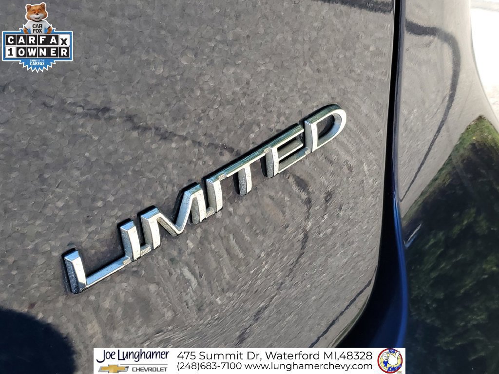 Used 2020 Chrysler Pacifica Limited FWD image 33