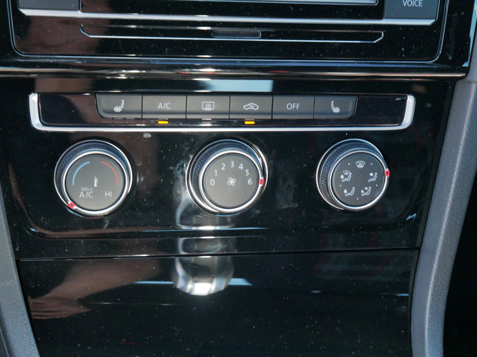 Used 2020 Volkswagen GTI S FWD image 19