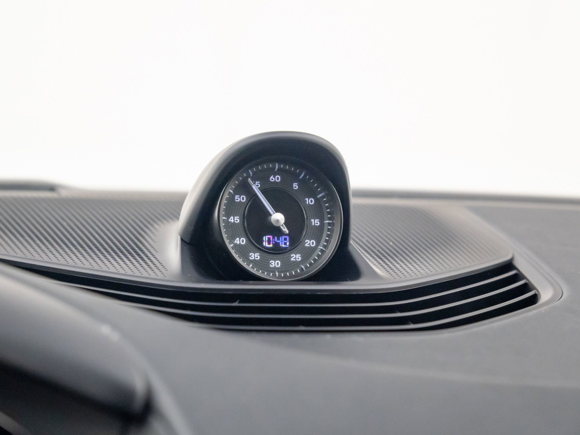 Certified 2022 Porsche Taycan Turbo S image 21