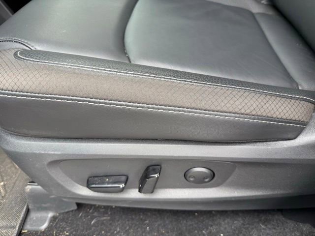 Used 2025 Nissan Pathfinder SL w/ Cargo Package FWD image 27