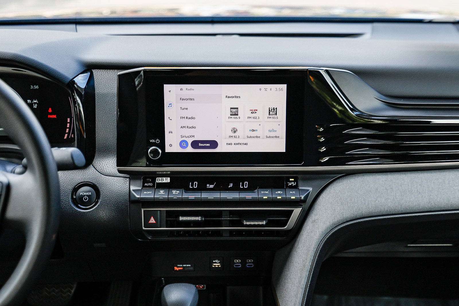 Used 2025 Toyota Camry LE image 11