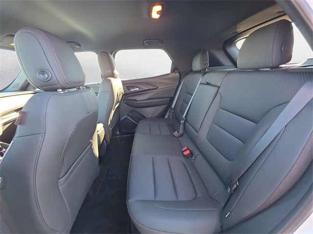 Used 2021 Chevrolet TrailBlazer RS w/ Technology Package image 13