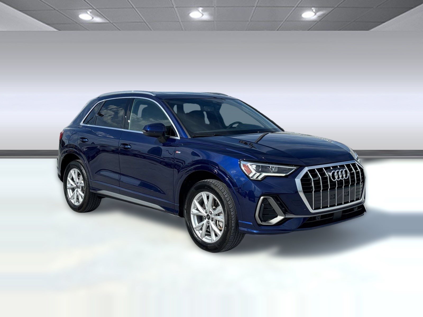 Certified 2025 Audi Q3 2.0T Premium w/ Convenience Package AWD/4WD image 7