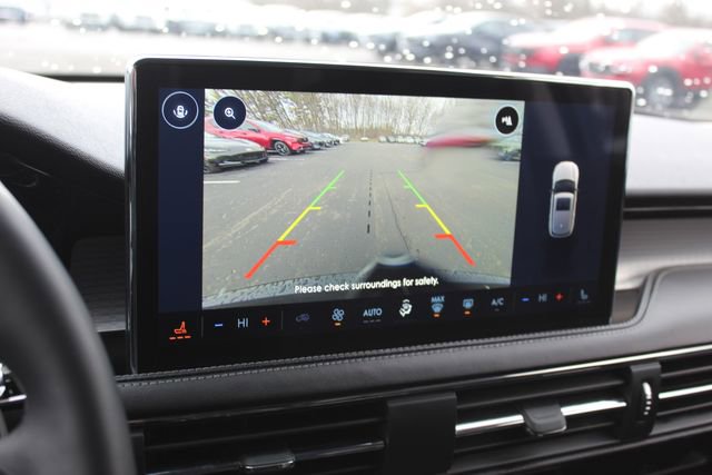 Certified 2024 Lincoln Corsair AWD image 24