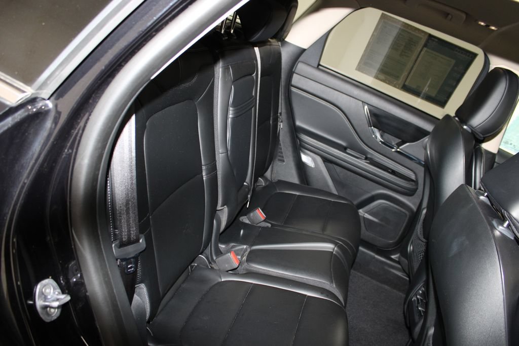 Used 2024 Lincoln Corsair FWD image 27
