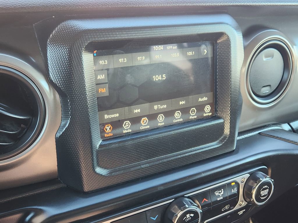 Used 2023 Jeep Gladiator Sport image 7