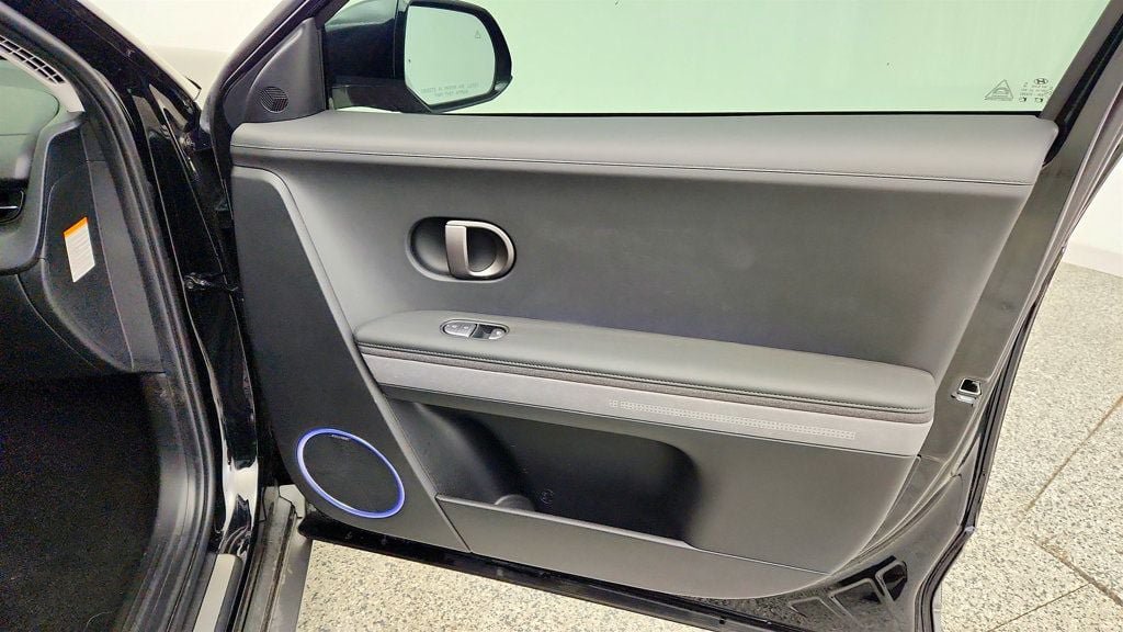 Used 2025 Hyundai Ioniq 5 Limited RWD image 27