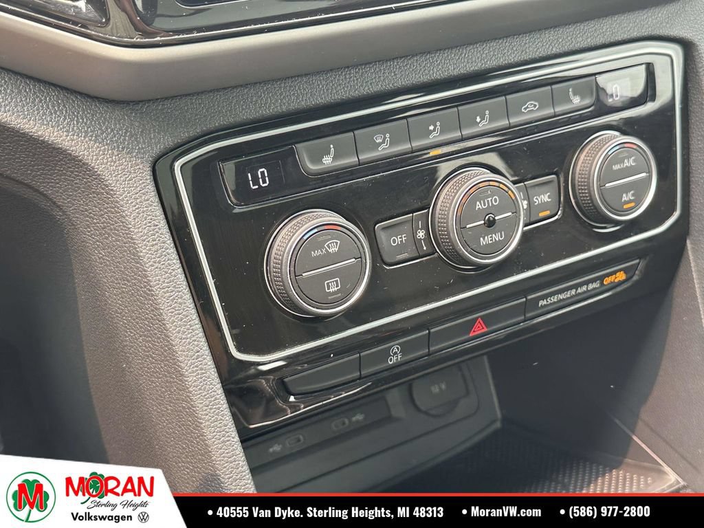 Used 2023 Volkswagen Atlas Cross Sport SEL AWD/4WD image 30