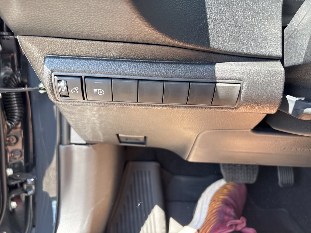 Certified 2026 Toyota Corolla SE w/ SE Package FWD image 19