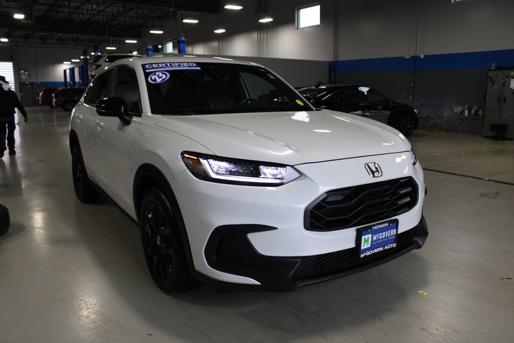 Used 2023 Honda HR-V Sport image 4