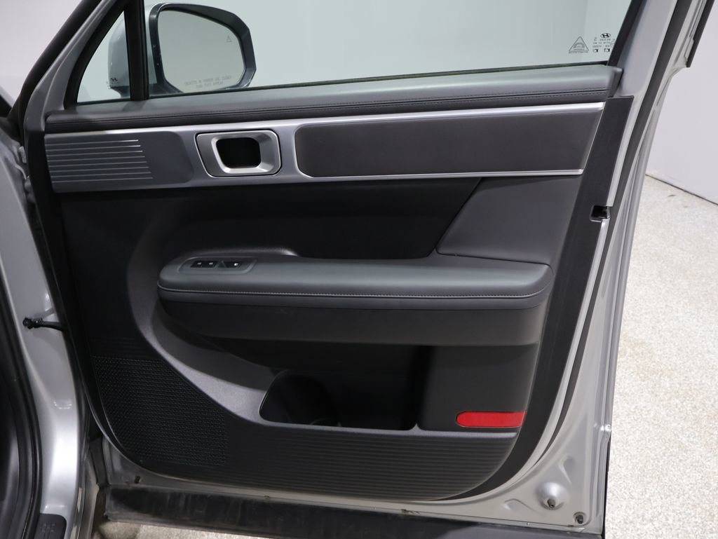 Used 2025 Hyundai Santa Fe SEL image 23