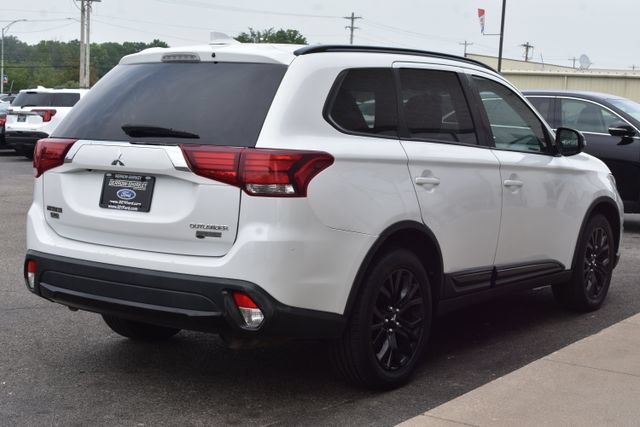 Used 2018 Mitsubishi Outlander LE AWD/4WD image 9