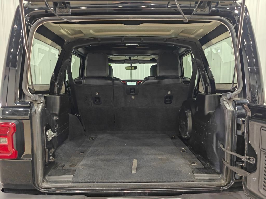 Used 2021 Jeep Wrangler Unlimited Rubicon w/ Dual Top Group image 31