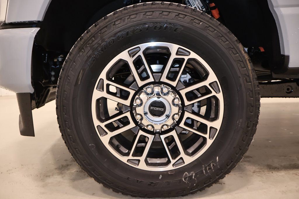 New 2026 Ford F350 Platinum w/ Platinum Plus Package image 39