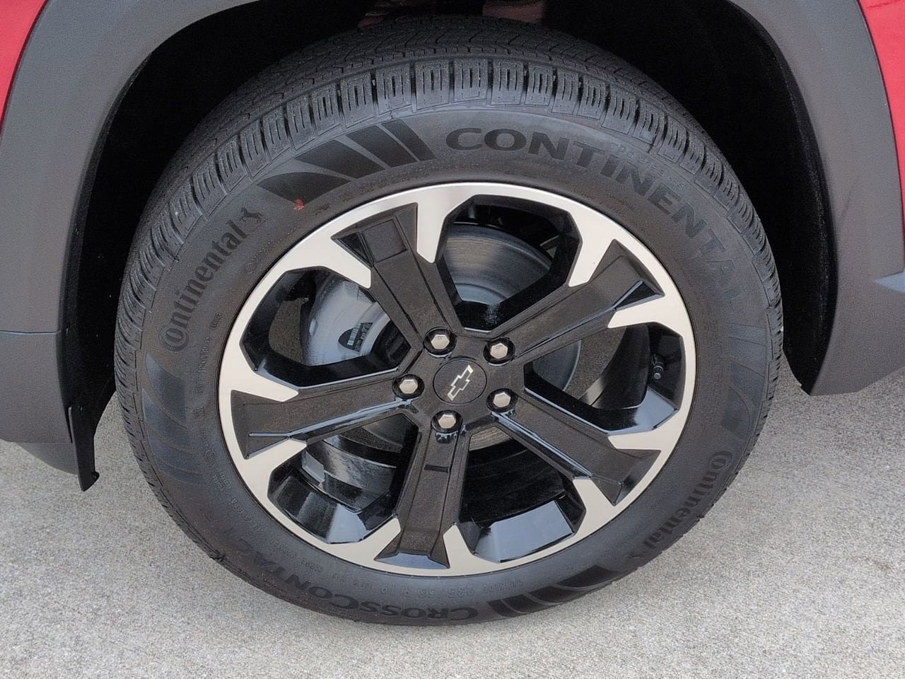 New 2026 Chevrolet Equinox LT w/ Safety and Technology Package FWD image 26