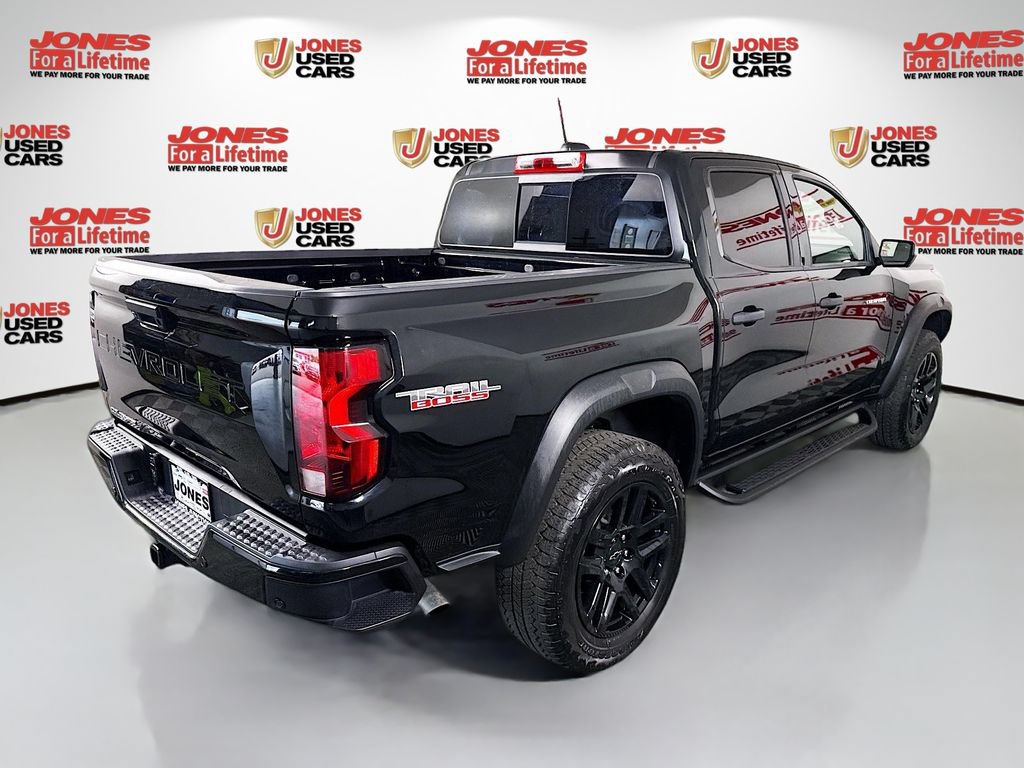 Used 2024 Chevrolet Colorado Trail Boss w/ Technology Package AWD/4WD image 15
