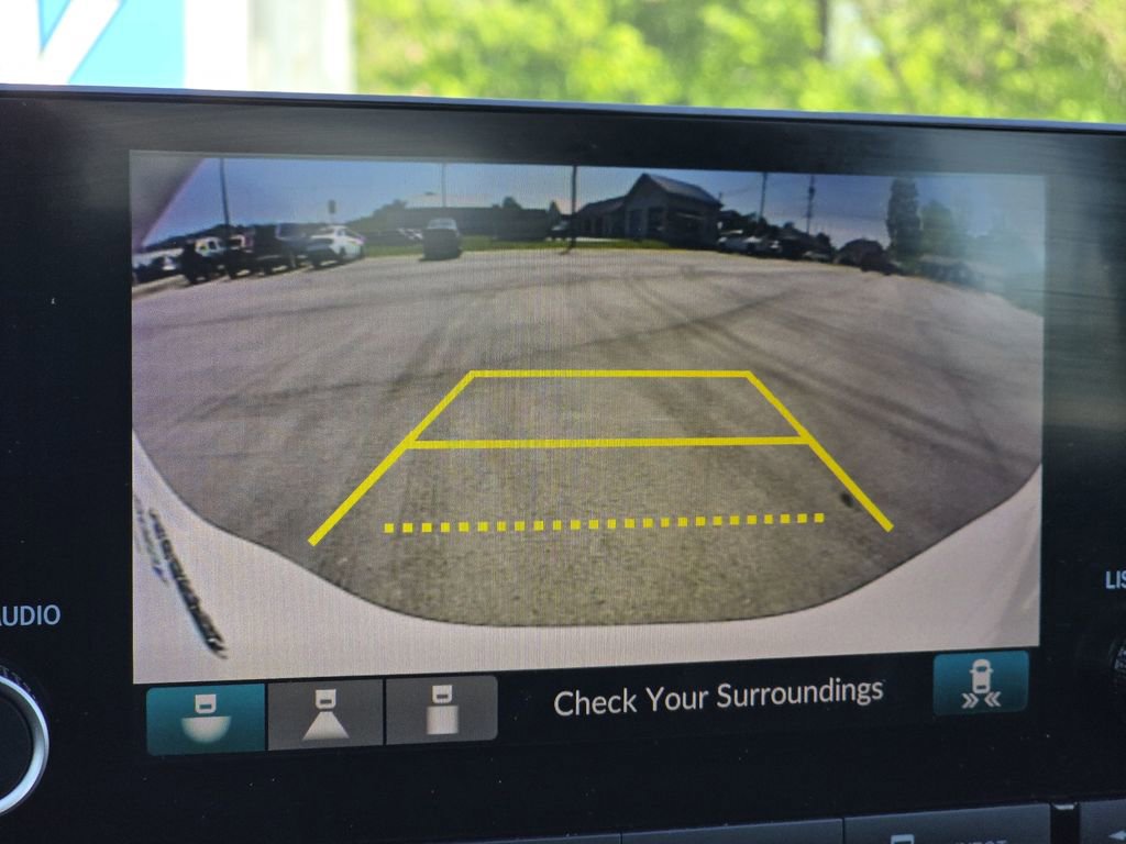 Certified 2025 Honda Accord SE image 18