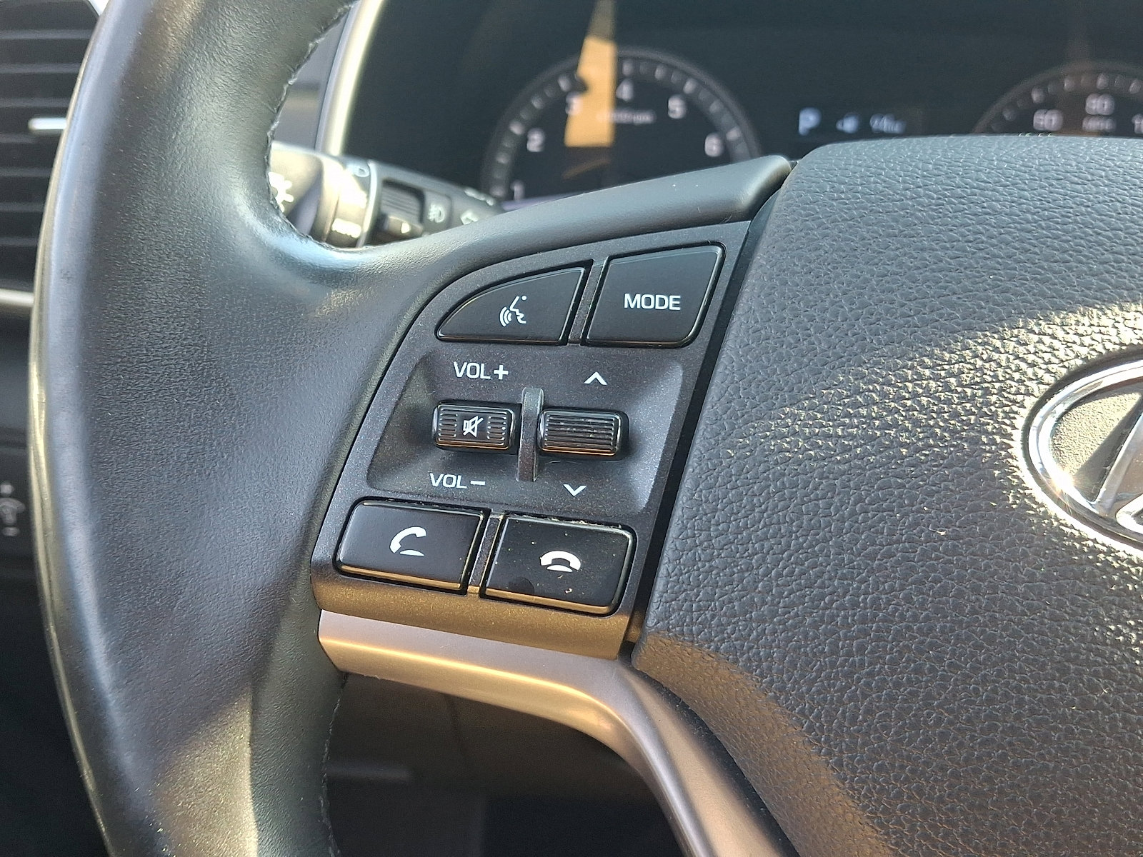 Used 2020 Hyundai Tucson Limited FWD image 20