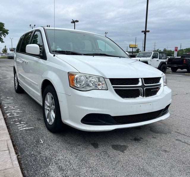Used 2015 Dodge Grand Caravan SXT w/ UConnect Hands-Free Group FWD image 5