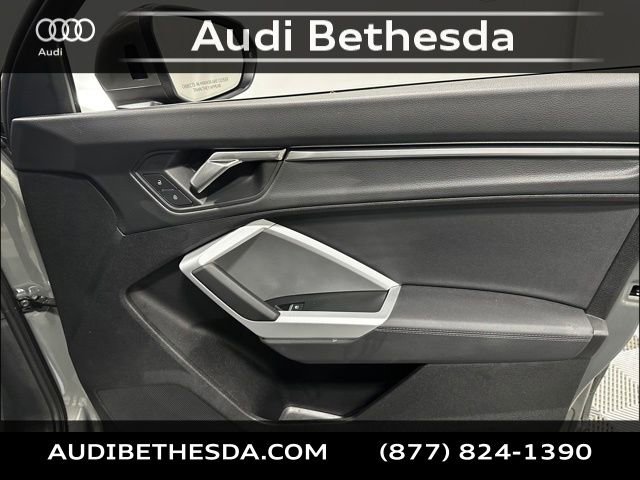 Certified 2025 Audi Q3 2.0T Premium w/ Convenience Package AWD/4WD image 29