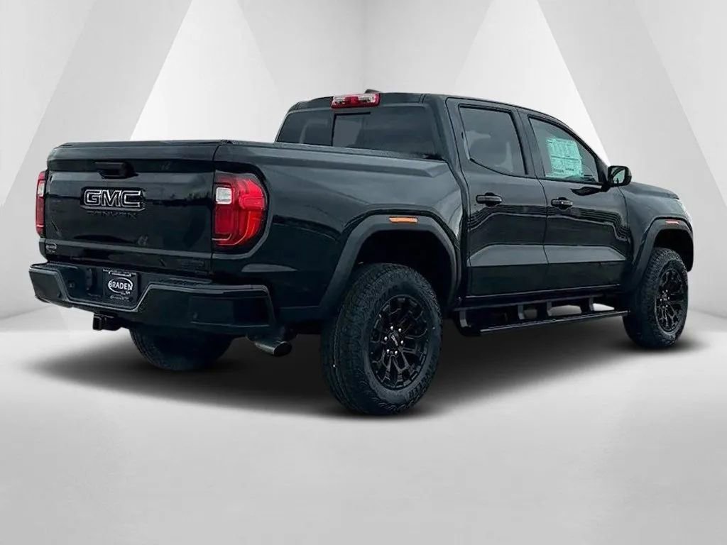 New 2026 GMC Canyon Elevation w/ LPO, Black Badging Package image 10