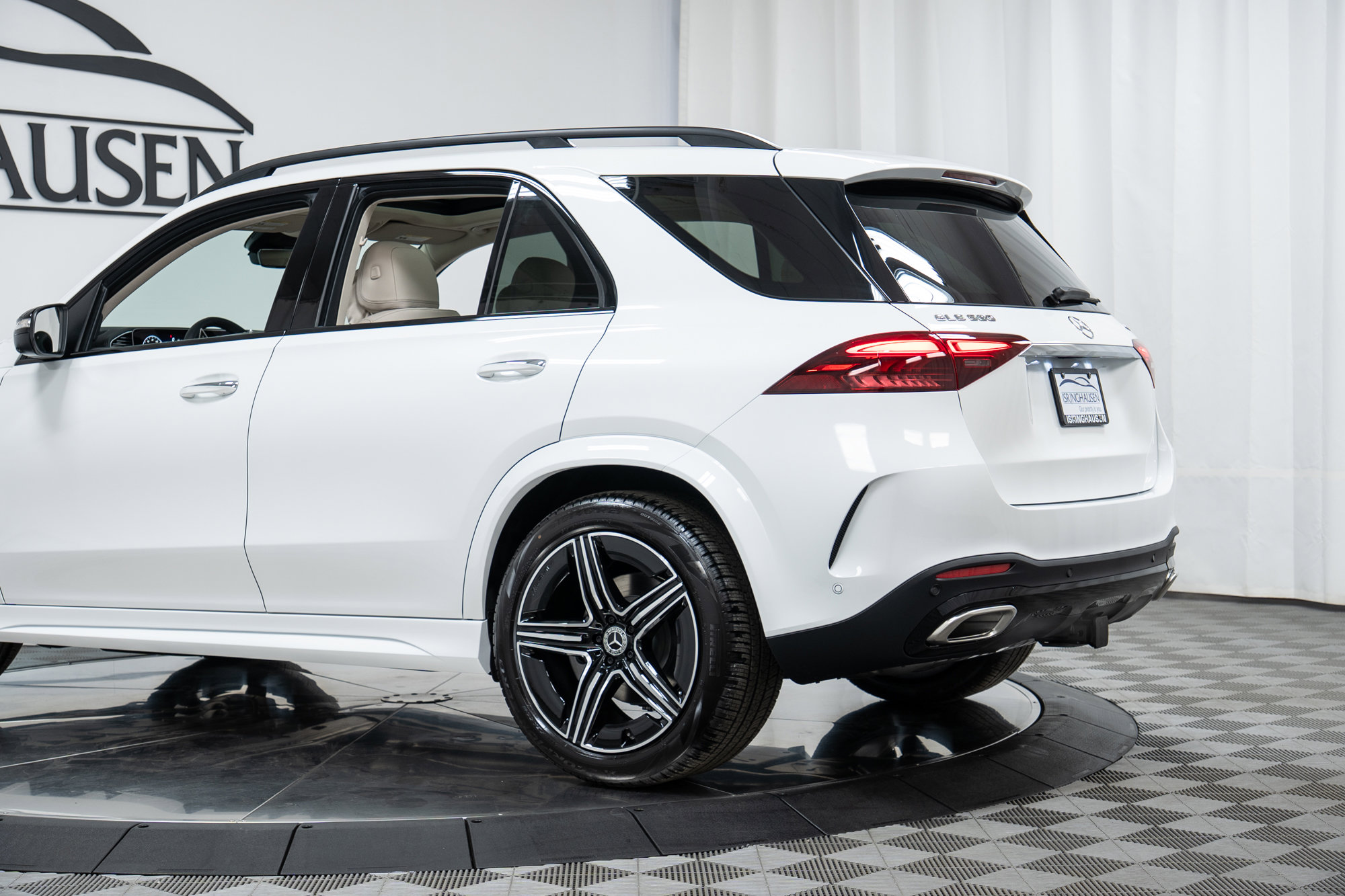 New 2026 Mercedes-Benz GLE 580 4MATIC image 29