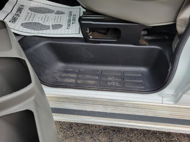 Used 2015 Chevrolet Express 3500 LS RWD image 29