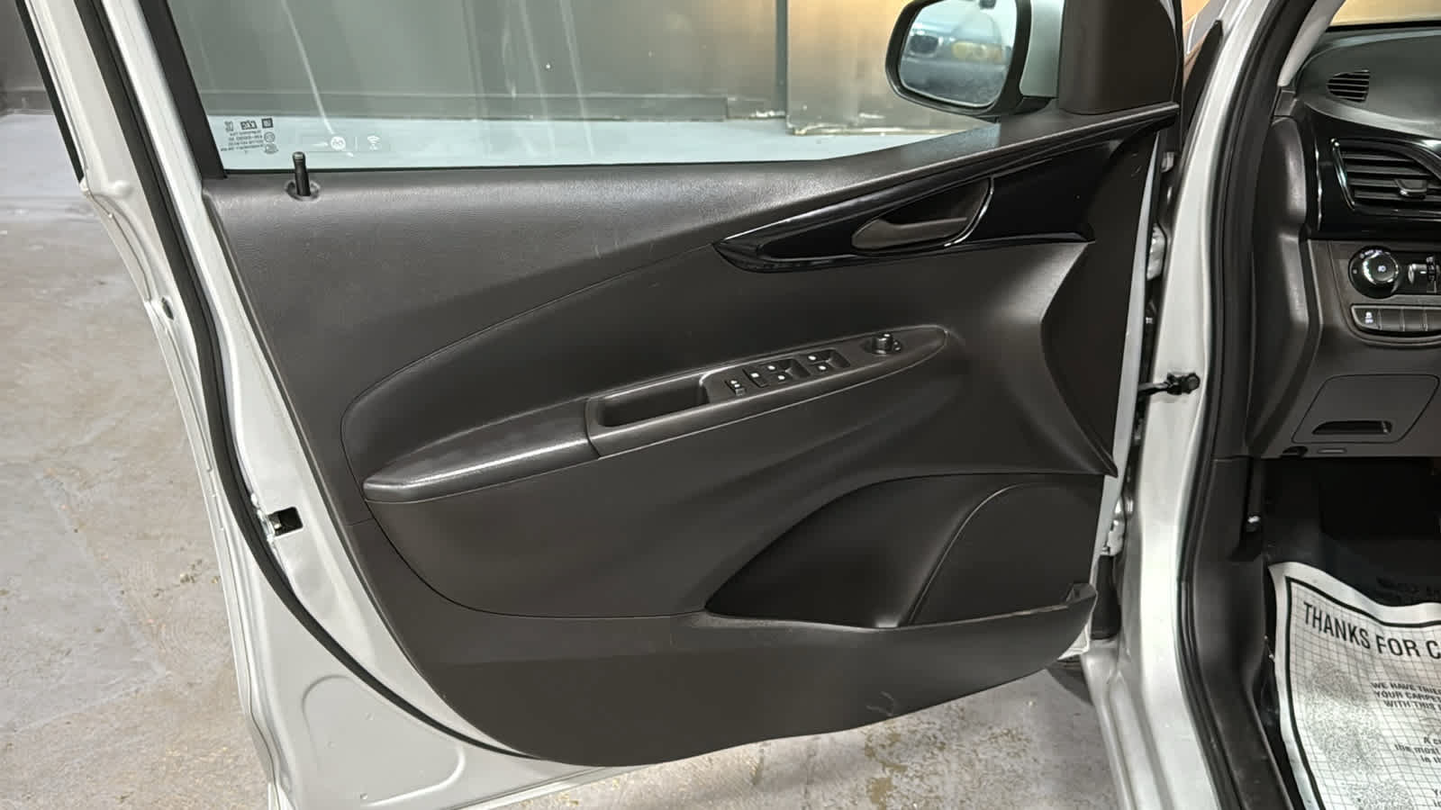 Used 2018 Chevrolet Spark LT FWD image 9