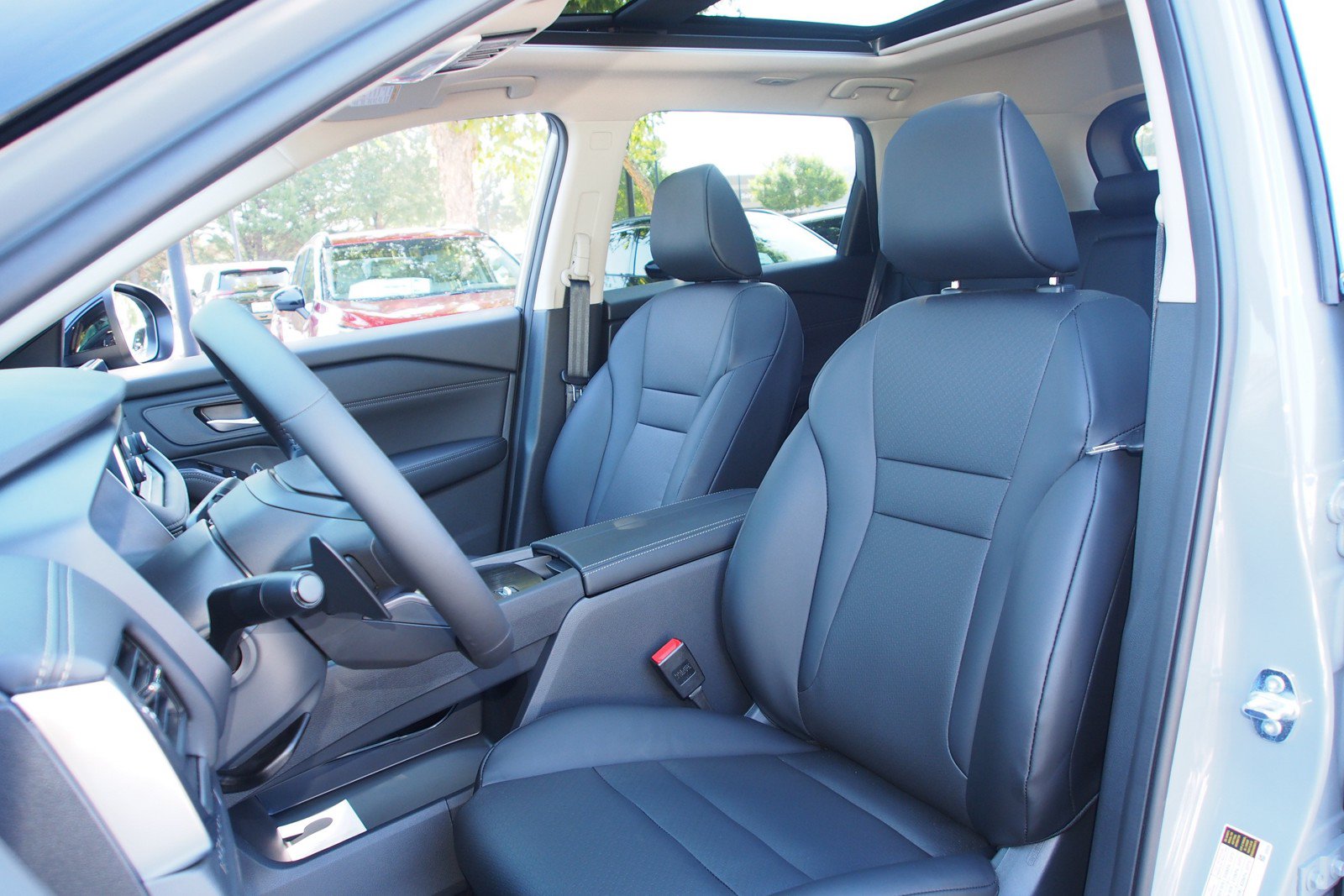 New 2026 Nissan Rogue Dark Armor FWD image 17